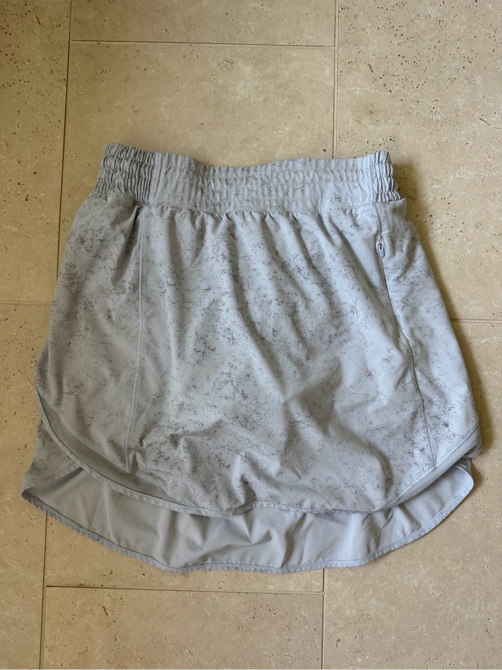lululemon athletica Light Gray Speckled High-Low Athletic Skirt